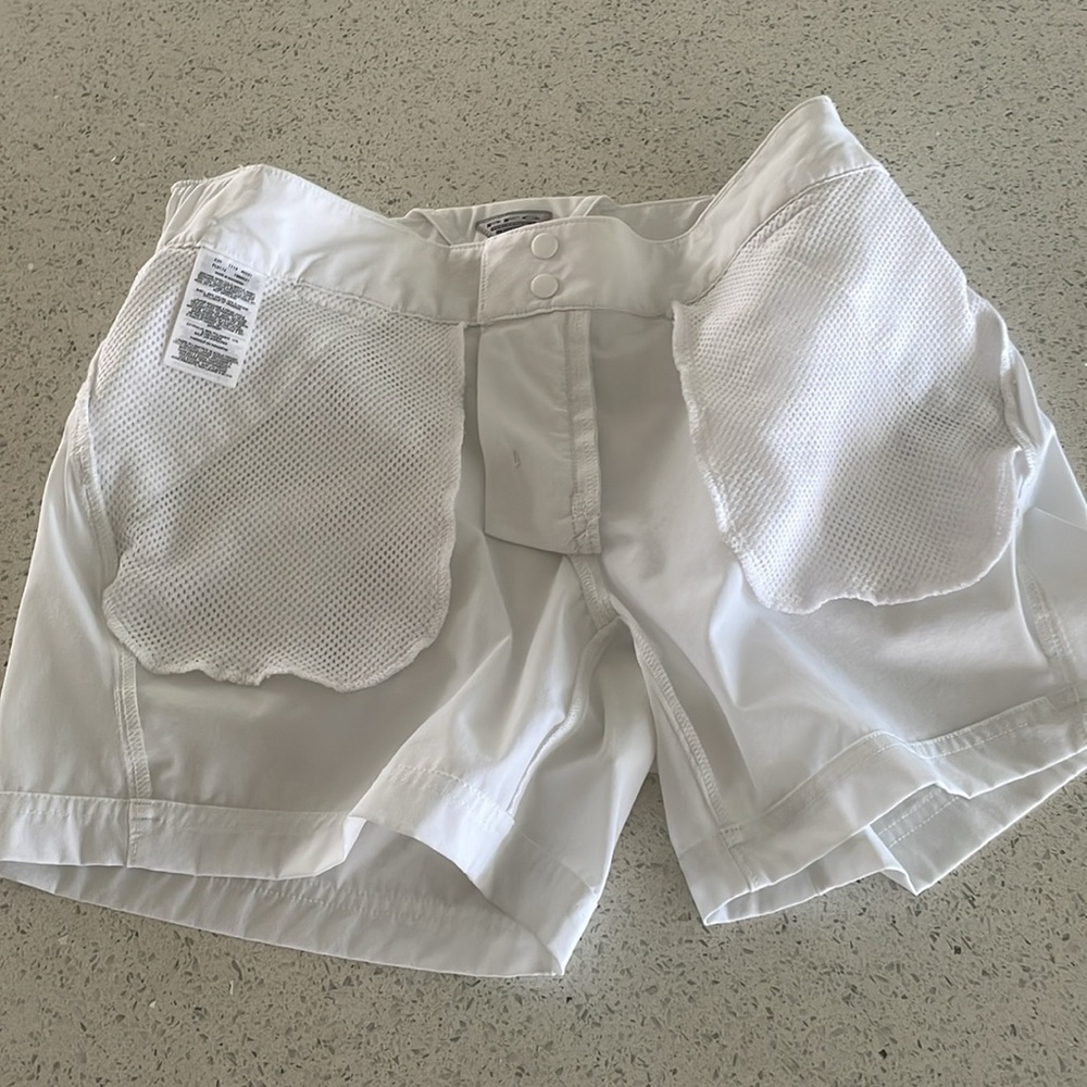Columbia PFG Coral Point II Shorts Womens S White Omni Shade Nylon - Picture 11 of 14